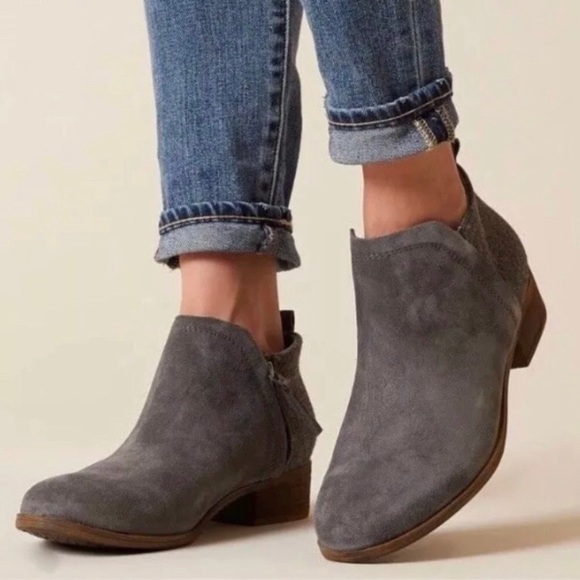 Toms Shoes - ✨ Toms Deia Ankle Bootie Gray Size 11 ✨